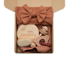 Load image into Gallery viewer, Newborn Baby Gift Set