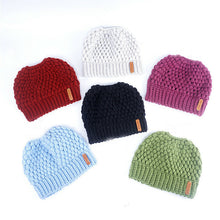 Load image into Gallery viewer, Winter Loose Knitted Women's Ponytail Beanie
