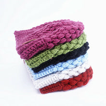 Load image into Gallery viewer, Winter Loose Knitted Women's Ponytail Beanie
